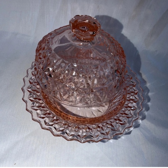 Vintage Pink Depression Glass Round Covered Butter Dish - Diamond Point - Picture 7 of 13